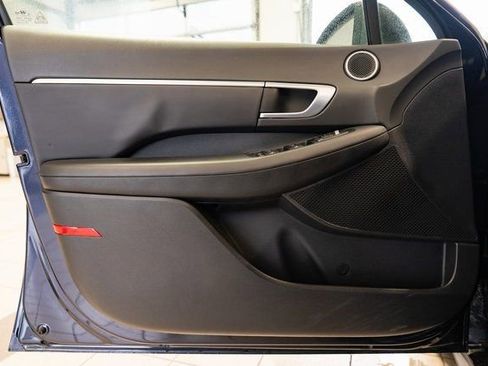 Used 2022 Hyundai Sonata Blue image 21