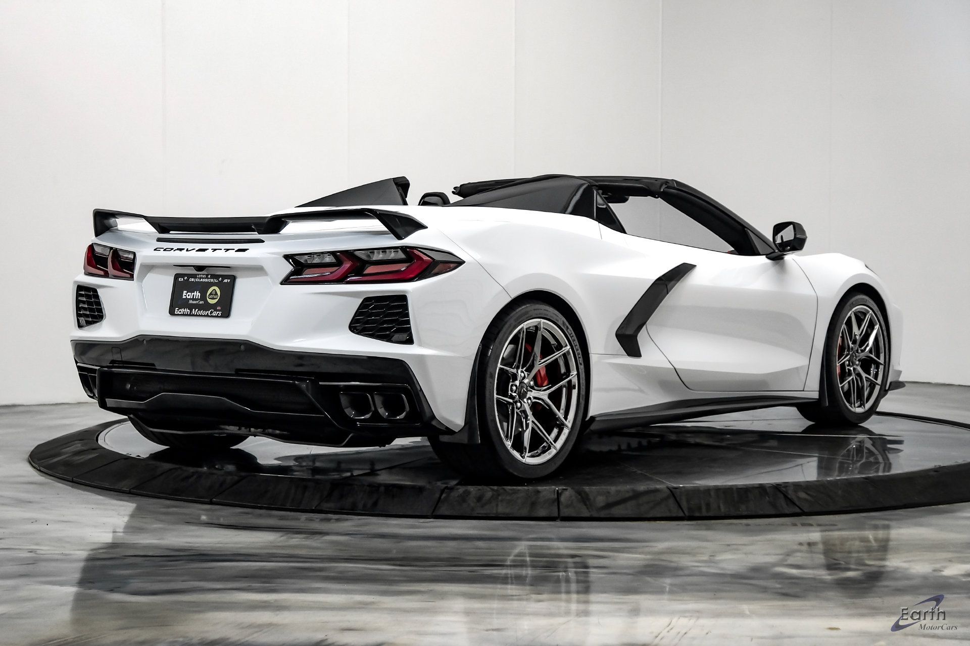 Used 2024 Chevrolet Corvette Stingray Premium Conv w/ Z51 Performance Package RWD image 20