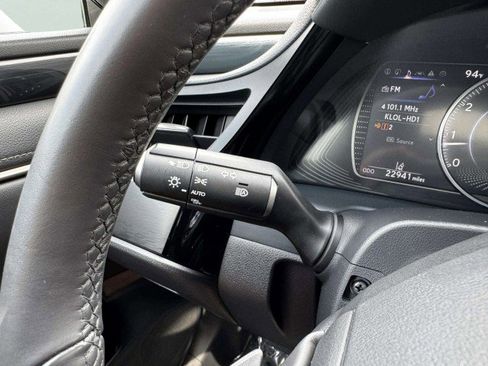 Used 2023 Lexus ES 350 image 22
