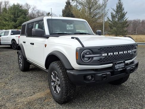 New 2025 Ford Bronco Badlands AWD/4WD image 1