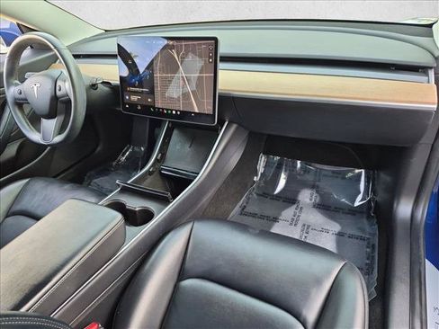 Used 2019 Tesla Model 3 Standard Range Plus RWD image 22