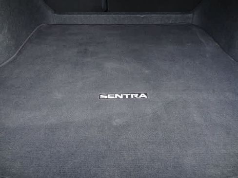Used 2023 Nissan Sentra SV FWD image 8