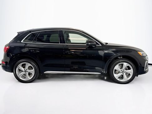 Used 2022 Audi Q5 2.0T Premium Plus w/ Premium Plus Package AWD/4WD image 4