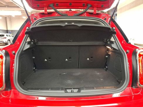 Used 2021 MINI Cooper 4-Door Hardtop w/ Storage Package FWD image 29