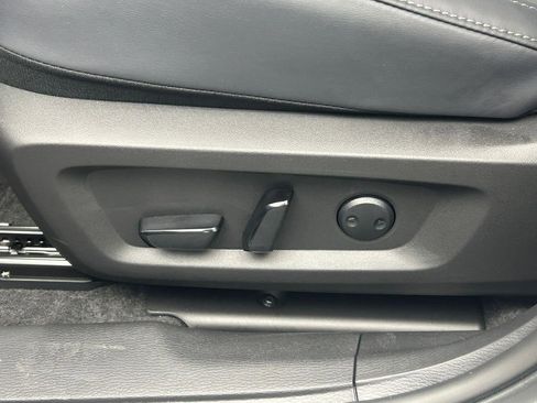 New 2026 Mitsubishi Outlander SE image 16