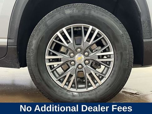 Used 2024 Chevrolet Traverse LT AWD/4WD image 13