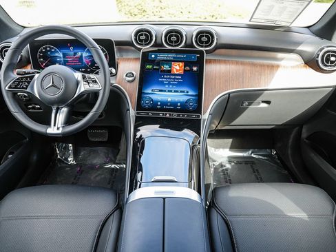 Certified 2026 Mercedes-Benz GLC 300 4MATIC image 12