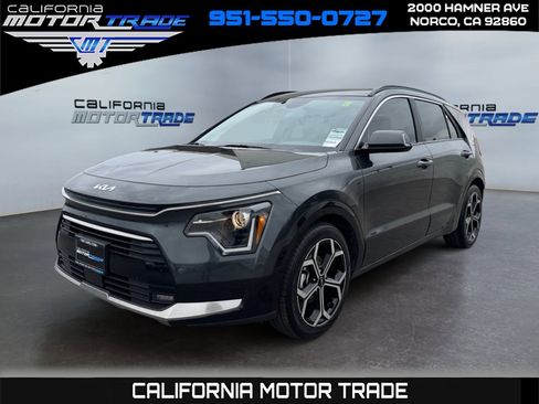 Used 2025 Kia Niro EX Touring FWD image 1