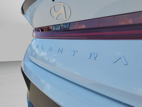 New 2026 Hyundai Elantra SEL Sport Premium FWD image 7