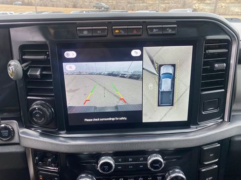 Used 2024 Ford F250 Platinum w/ FX4 Off-Road Package image 21