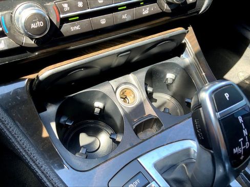 Used 2016 BMW 528i Sedan image 32