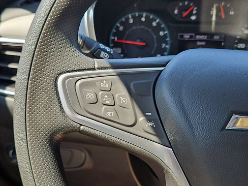 Certified 2022 Chevrolet Equinox LS FWD image 22