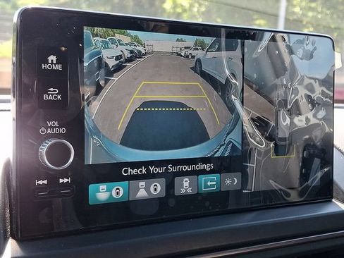 Certified 2023 Honda Pilot TrailSport image 20
