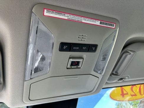 Used 2024 Toyota RAV4 XLE image 28