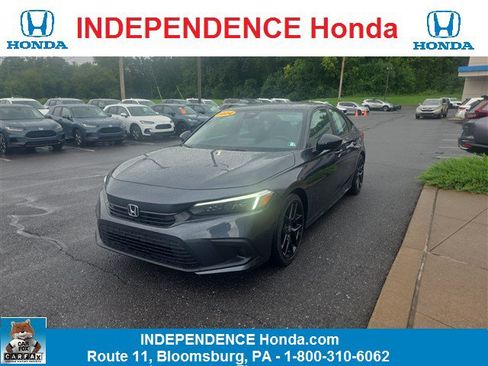 Used 2024 Honda Civic Sport image 1
