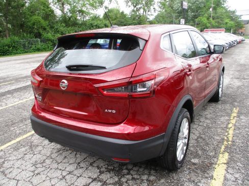 Used 2020 Nissan Rogue Sport S w/ Appearance Package image 3