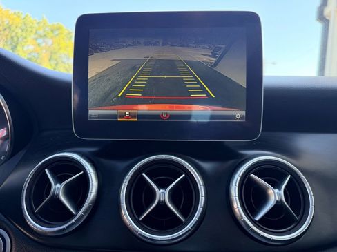 Used 2018 Mercedes-Benz CLA 250 4MATIC image 23