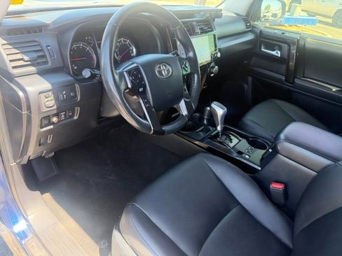 Used 2023 Toyota 4Runner TRD Off-Road Premium w/ Off Road Premium Plus Package AWD/4WD image 15