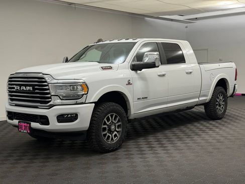 Used 2023 RAM 3500 Limited AWD/4WD image 1