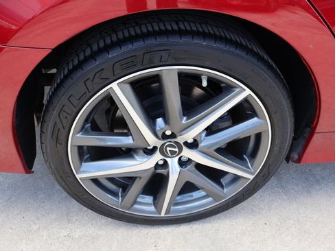 Used 2018 Lexus GS 350 F Sport RWD image 9