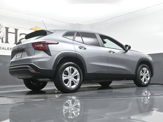 New 2026 Chevrolet Trax LS FWD image 11