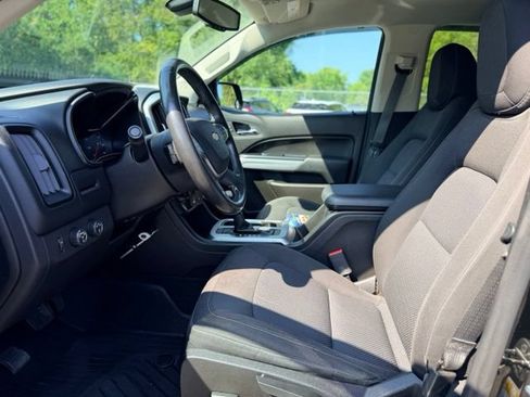 Used 2016 Chevrolet Colorado LT w/ Midnight Edition AWD/4WD image 7