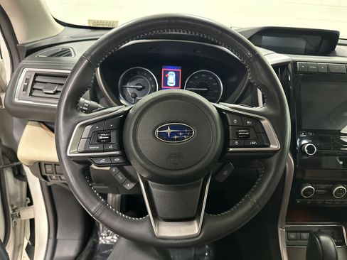Used 2019 Subaru Ascent Touring w/ Popular Package #3 image 18