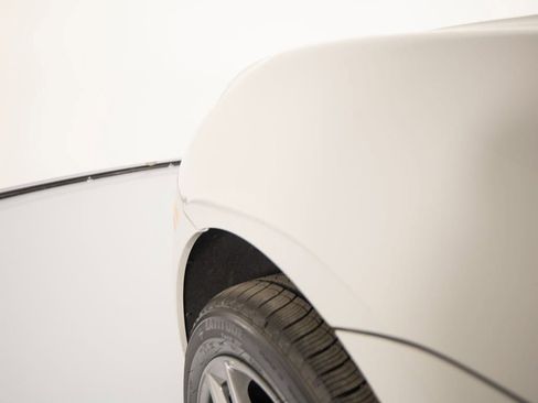 New 2026 Porsche Macan Turbo image 41