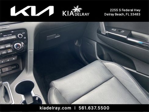 Certified 2022 Kia Sportage EX w/ EX Technology Package image 15