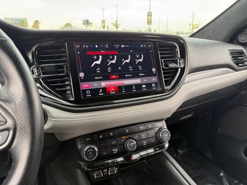 Used 2022 Dodge Durango R/T RWD image 18