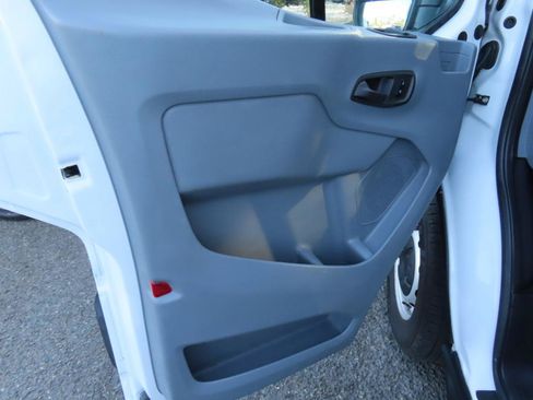 Used 2019 Ford Transit 250 148 Low Roof RWD image 18