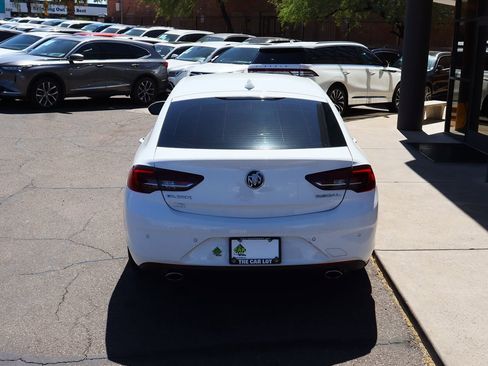 Used 2018 Buick Regal Preferred w/ Sights and Sounds Package image 10