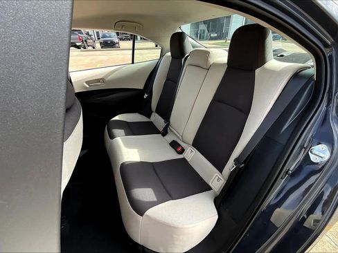 Used 2026 Toyota Corolla LE image 19