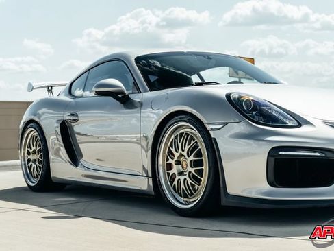Used 2016 Porsche Cayman GT4 RWD image 47