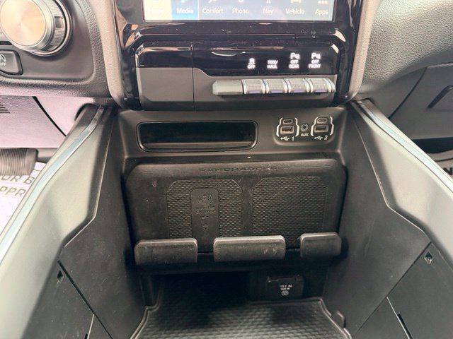 Used 2022 RAM 1500 Laramie AWD/4WD image 31