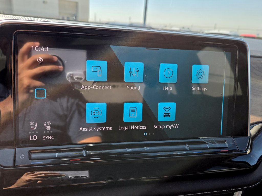 Certified 2026 Volkswagen Atlas SE FWD image 26