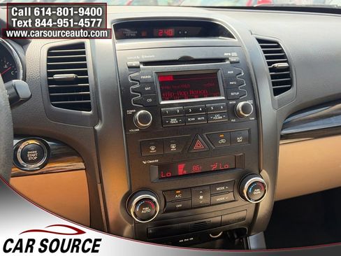 Used 2011 Kia Sorento EX AWD/4WD image 19