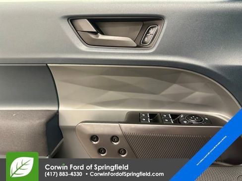 New 2026 Ford Maverick XL image 32