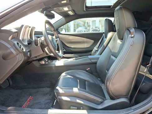 Used 2010 Chevrolet Camaro SS w/ RS Package RWD image 11