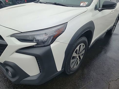 Used 2023 Subaru Outback Premium image 20