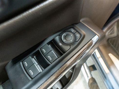 Used 2020 Chevrolet Silverado 1500 RST w/ All-Star Edition image 13