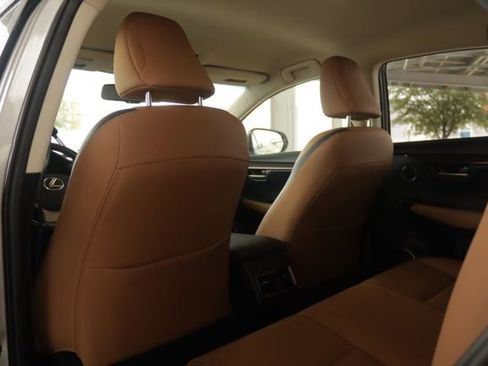 Used 2016 Lexus NX 200t FWD image 32