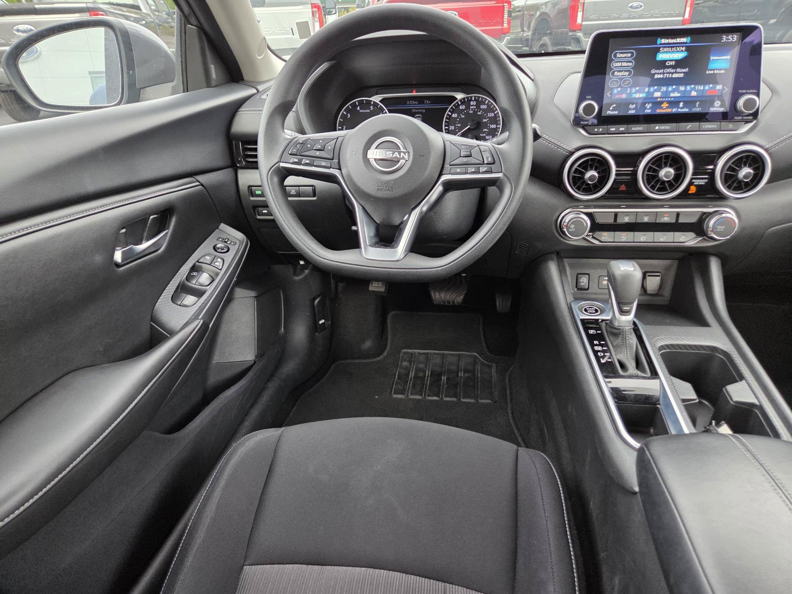 Used 2025 Nissan Sentra SV FWD image 16