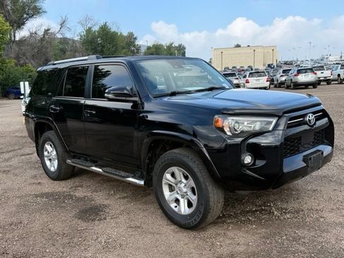 Used 2022 Toyota 4Runner SR5 Premium w/ Wilderness Package (TMS) AWD/4WD image 7