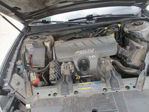 Used 2005 Buick LaCrosse CXL FWD image 4