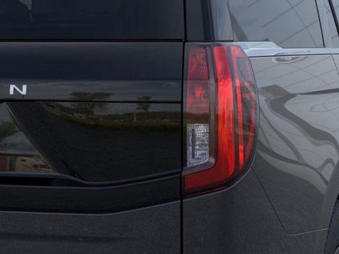 New 2026 Ford Expedition Active image 22