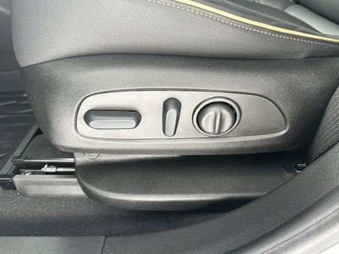 Certified 2023 Chevrolet Blazer Premier w/ Driver Confidence II Package image 32