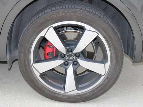 Used 2024 Audi Q5 2.0T Premium Plus w/ Premium Plus Package image 30