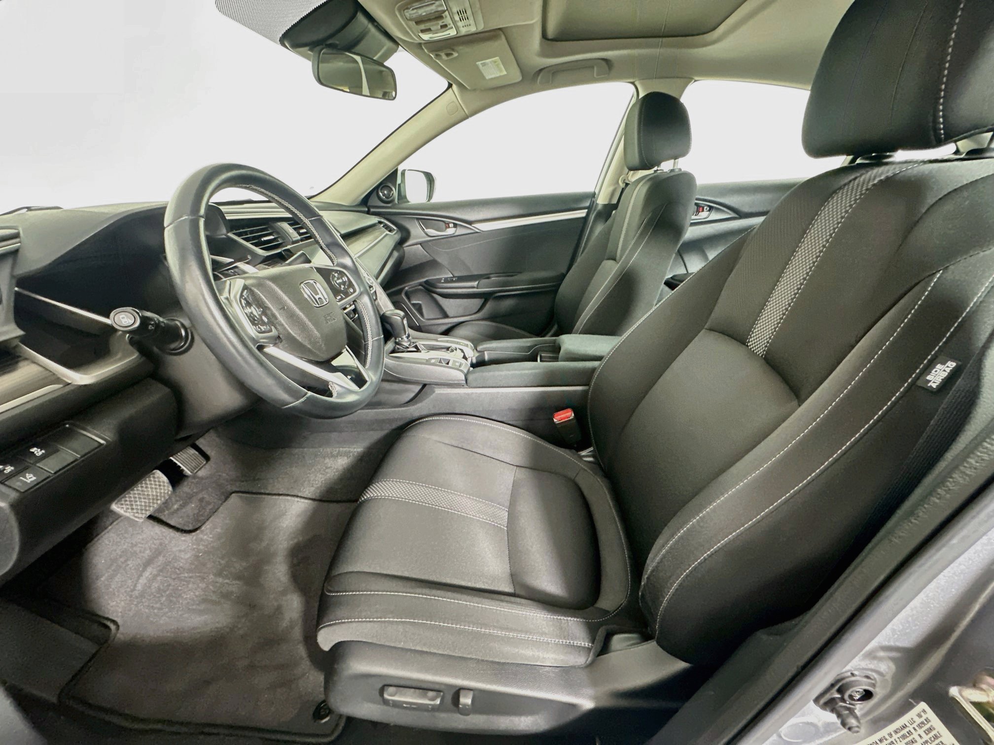 Used 2019 Honda Civic EX image 13