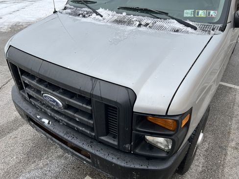 Used 2011 Ford E-250 and Econoline 250 Extended w/ Commercial Cargo Van Pkg image 12